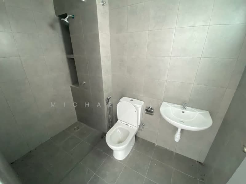 2-storey Terraced House for Rent in Bandar Gamuda Gardens (Rawang) - Michael Siong - Bathroom - PropertyGuru.com.my