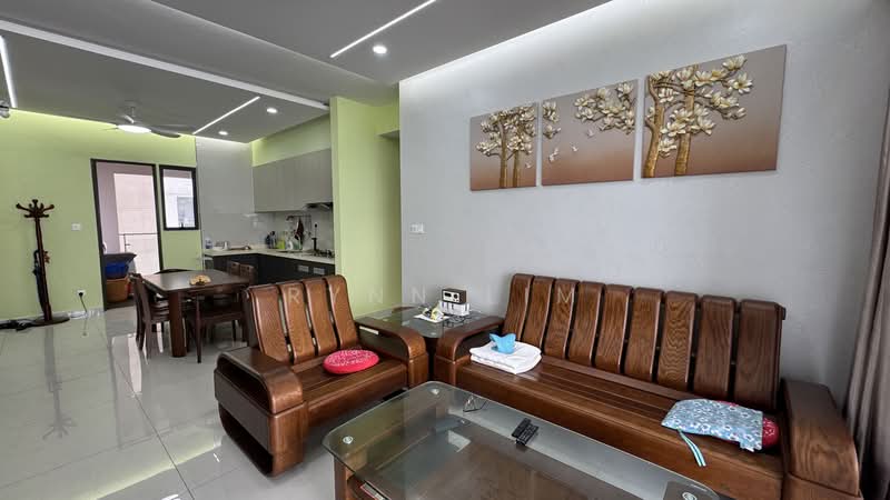 Condominium for Rent at Bay Laurel @ Country Garden Danga Bay - Rynn Lim - Living Room - PropertyGuru.com.my