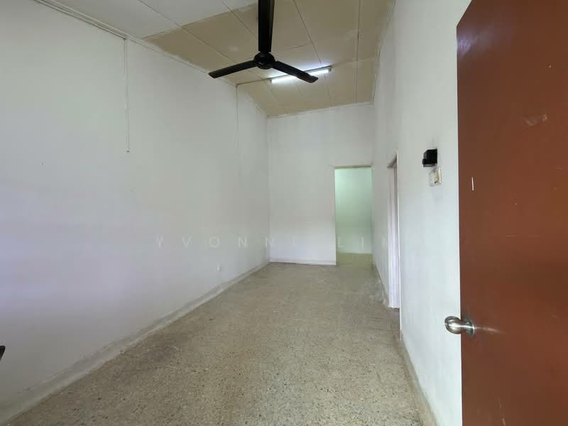 Rumah Teres 1 Tingkat untuk Dijual di Taman Pasir Putih (Pasir Gudang) - Yvonne Lim - Interior - PropertyGuru.com.my