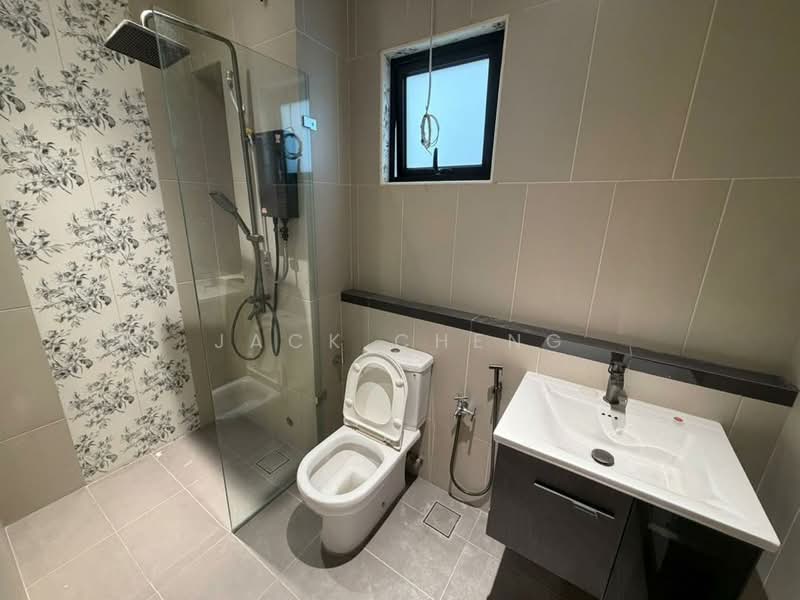 Rumah Berkembar untuk Dijual di Kota Emerald (Rawang) - Jack Cheng - Bathroom - PropertyGuru.com.my
