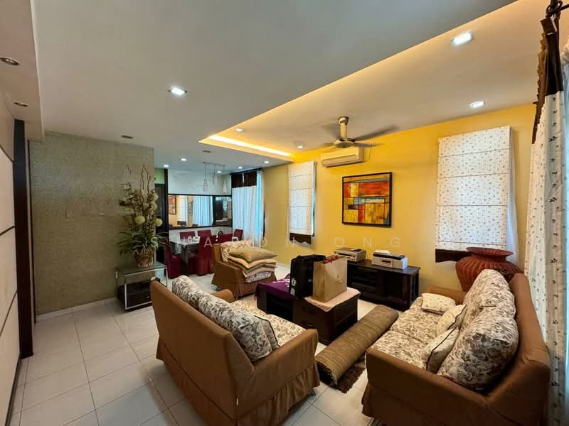 Rumah Teres 2 Tingkat untuk Dijual di Setia Indah 9 (Setia Alam) - Sharon Ong - Living Room - PropertyGuru.com.my