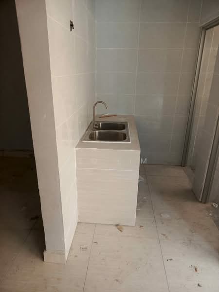 Shop for Rent in Balakong (Selangor) - Leo Lim - Kitchen - PropertyGuru.com.my
