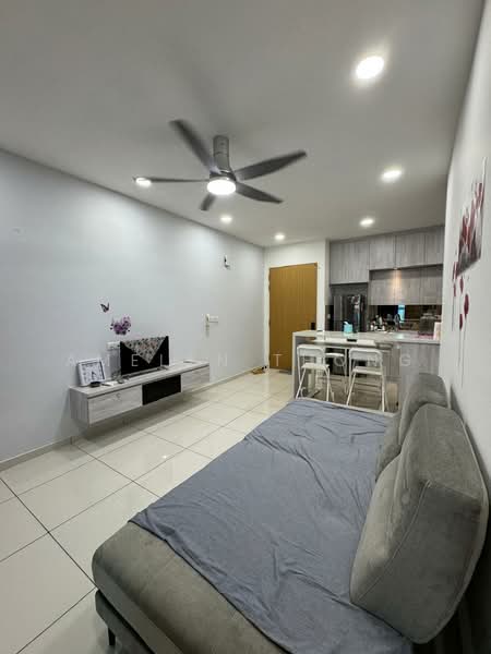 Servis Apartment untuk Disewa di The Cruise Residence - Amelyn Thong - Living Room - PropertyGuru.com.my