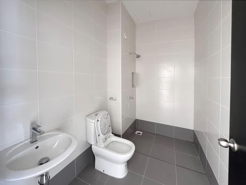 Cluster House for Sale in Iskandar Puteri (Nusajaya) (Johor) - TK Ding - Bathroom - PropertyGuru.com.my