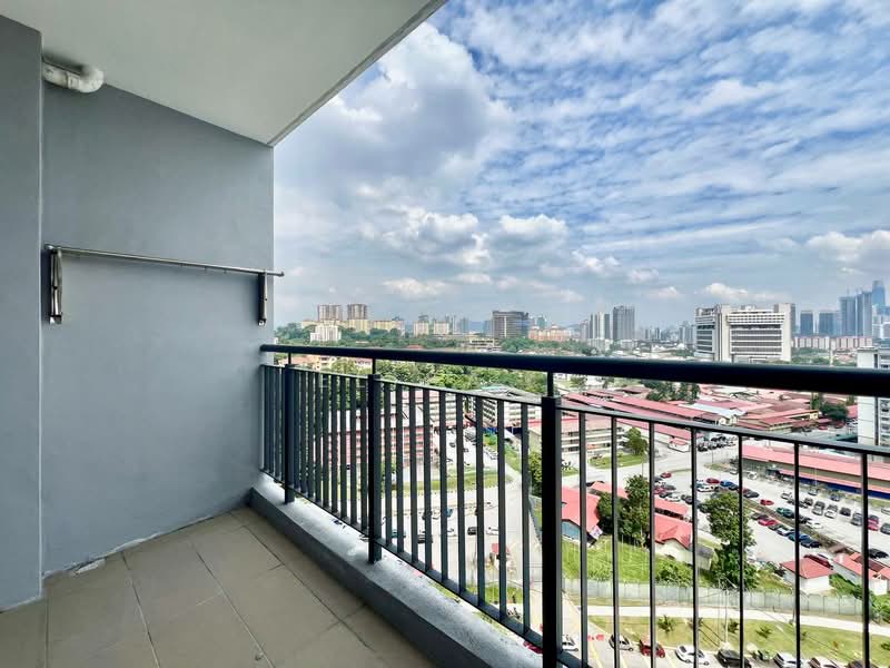 Kondominium untuk Disewa di Platinum Splendor Residence - Elisa . - Balcony - PropertyGuru.com.my