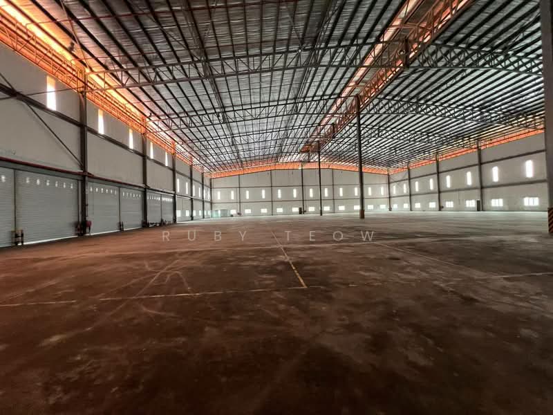 Warehouse for Rent in Kawasan Perindustrian Tanjung Langsat (Pasir Gudang) - Ruby Teow - Interior - PropertyGuru.com.my