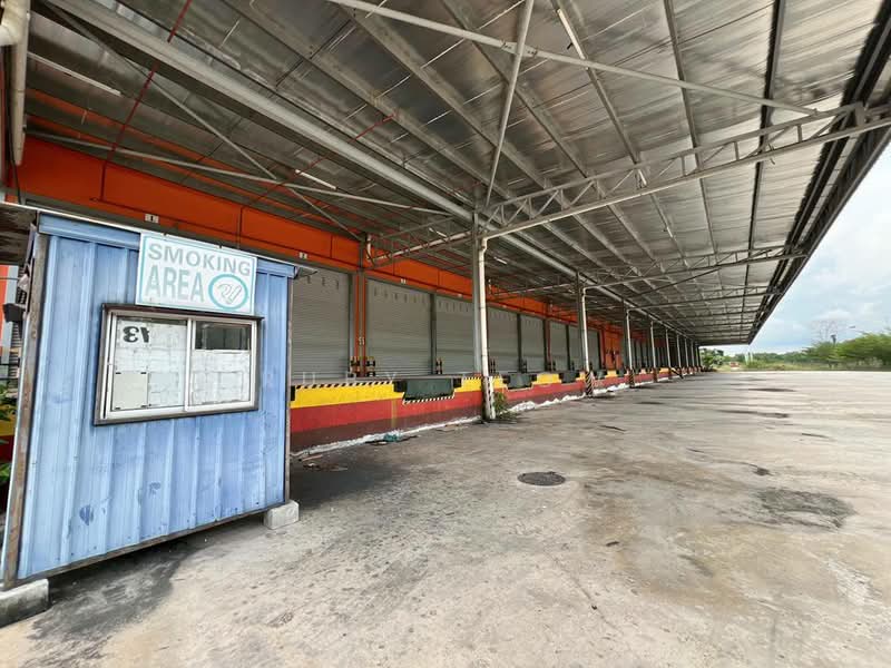 Warehouse for Rent in Kawasan Perindustrian Tanjung Langsat (Pasir Gudang) - Ruby Teow - Exterior - PropertyGuru.com.my