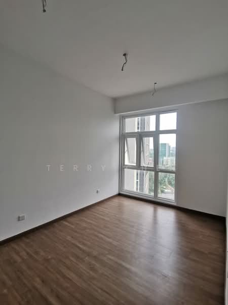Kediaman Servis untuk Dijual di Met 1 Residences - Terry Chen - PropertyGuru.com.my