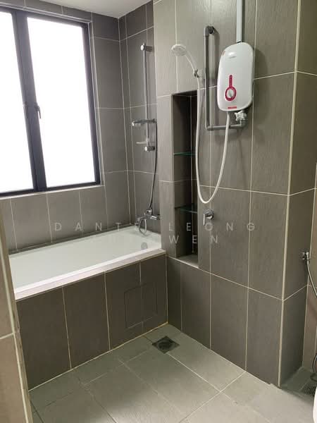 Servis Apartment untuk Disewa di You Vista @ You City - Dante Leong Zhenwen - Bathroom - PropertyGuru.com.my