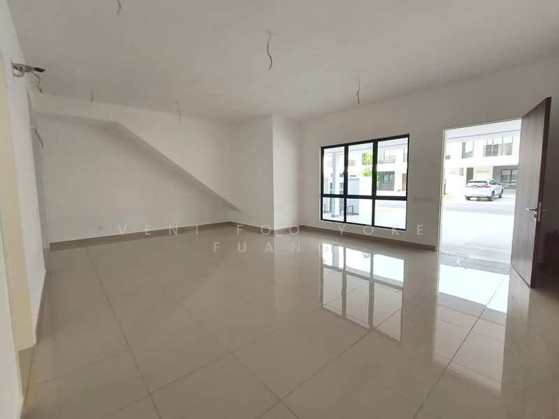Townhouse for Sale in Eco Ardence (Setia Alam) - Veni Foo Yoke Fuang - Living Room - PropertyGuru.com.my