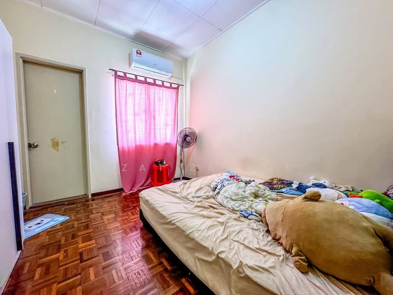 Rumah Teres 2 Tingkat untuk Dijual di Setia Impian (Setia Alam) - Izzat Zamros - Bedroom - PropertyGuru.com.my