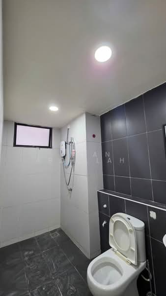 Servis Apartment untuk Dijual di The Garden Residences - Vivian Abdullah - Bathroom - PropertyGuru.com.my