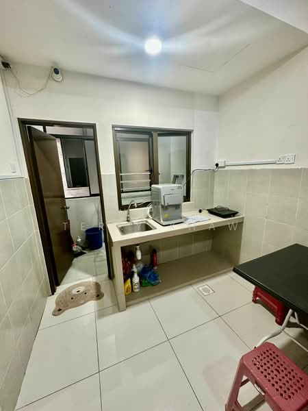 Servis Apartment untuk Disewa di Suria Putra - Terry Khaw - Kitchen - PropertyGuru.com.my