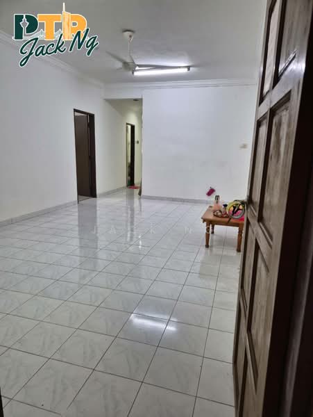 Apartment for Sale at Taman Bagan Lalang Apartment - Jack Ng - Living Room - PropertyGuru.com.my