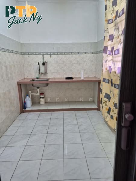 Apartment for Sale at Taman Bagan Lalang Apartment - Jack Ng - Kitchen - PropertyGuru.com.my