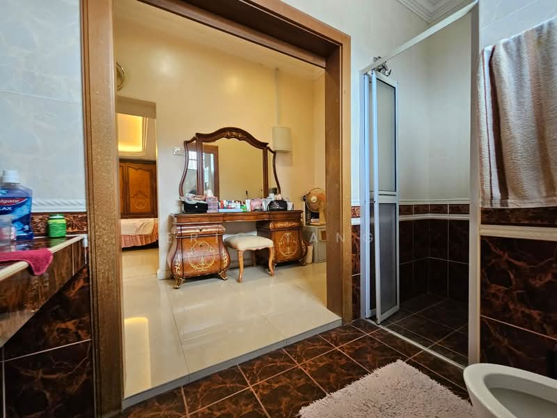 Bungalow for Sale in Batu 11 (Cheras) - Eric Tang - PropertyGuru.com.my