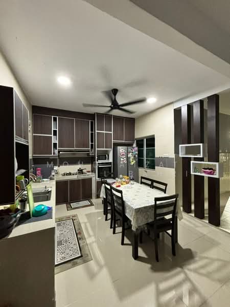 Semi-Detached House for Sale in Taman Meru Harapan (Kapar) - Mohd Aizat Saiful Bahri - Kitchen - PropertyGuru.com.my