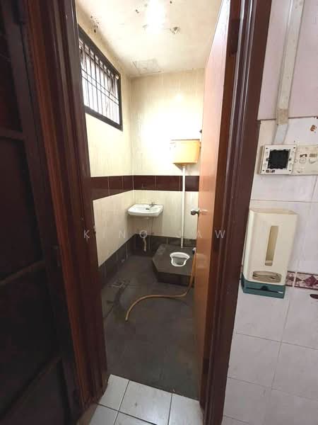 Rumah Teres 2 Tingkat untuk Dijual di Taman Setia Indah (Tebrau) - Kino Jaw - Bathroom - PropertyGuru.com.my