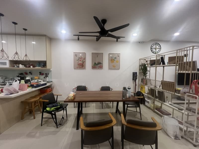 2-storey Terraced House for Sale in Kota Kemuning (Shah Alam) - Miki You - Dining Room - PropertyGuru.com.my