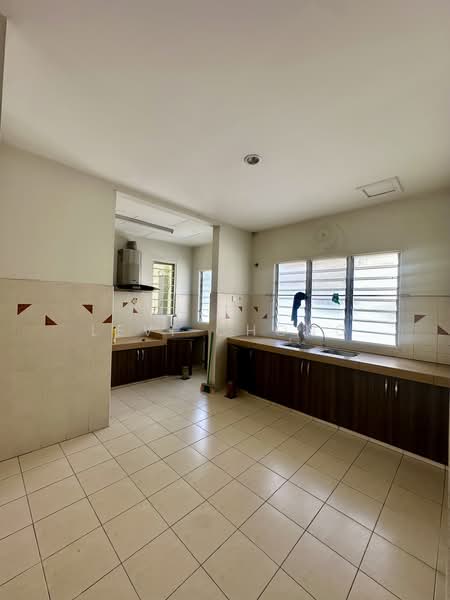 2-storey Terraced House for Sale in Ipoh (Perak) - Levi Chong - Kitchen - PropertyGuru.com.my