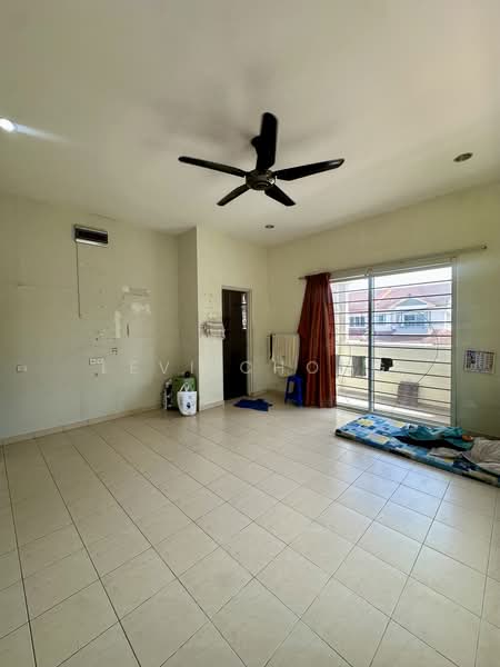 2-storey Terraced House for Sale in Ipoh (Perak) - Levi Chong - Living Room - PropertyGuru.com.my