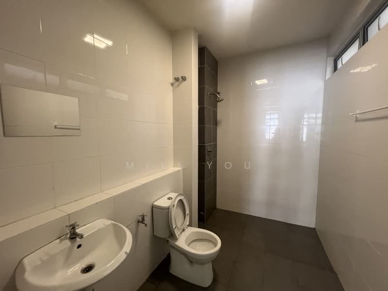 2-storey Terraced House for Sale in Kota Kemuning (Shah Alam) - Miki You - Bathroom - PropertyGuru.com.my