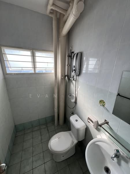 Condominium for Sale at Widuri Impian - Evan Chan - Bathroom - PropertyGuru.com.my