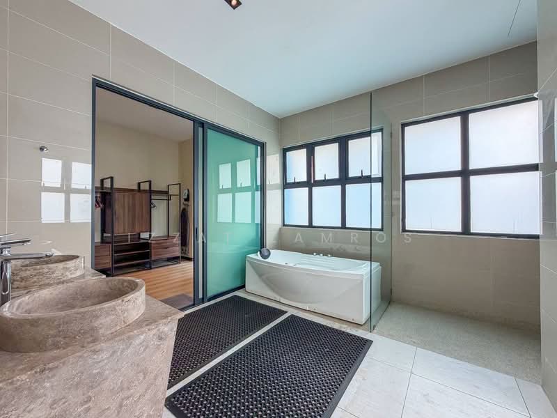 Rumah Banglo untuk Dijual di Shah Alam (Selangor) - Izzat Zamros - Bathroom - PropertyGuru.com.my