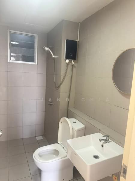 Condominium for Rent at Lakefront Homes - Edmand Chia - Bathroom - PropertyGuru.com.my