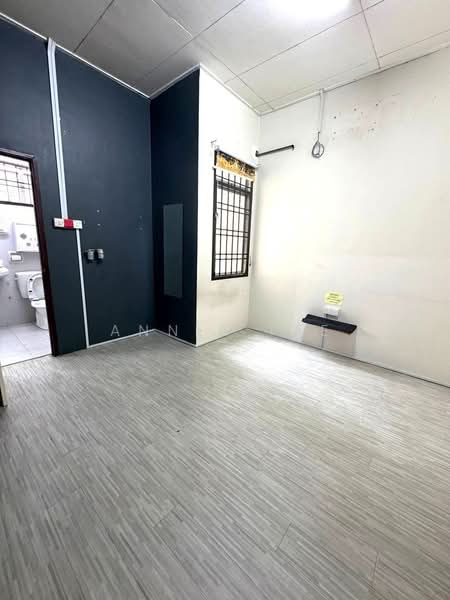 Rumah Teres 2 Tingkat untuk Dijual di Taman Desa Tebrau (Tebrau) - Annie Tee - PropertyGuru.com.my