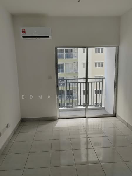 Apartment for Rent at Idaman Melur @ Cybersouth - Edmand Chia - Balcony - PropertyGuru.com.my