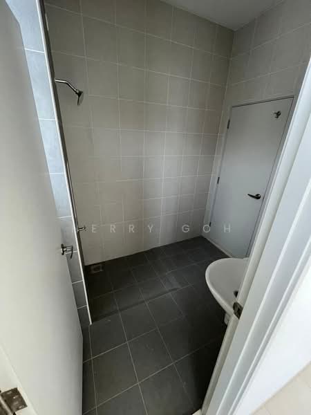 Rumah Teres 2 Tingkat untuk Dijual di Bandar Bistari Perdana (Pasir Gudang) - Herry Goh - Bathroom - PropertyGuru.com.my
