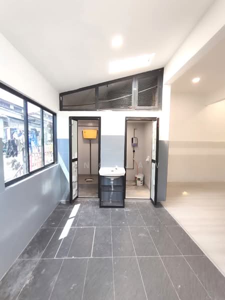 Rumah Teres 1 Tingkat untuk Dijual di Skudai (Johor) - Kino Jaw - Bathroom - PropertyGuru.com.my