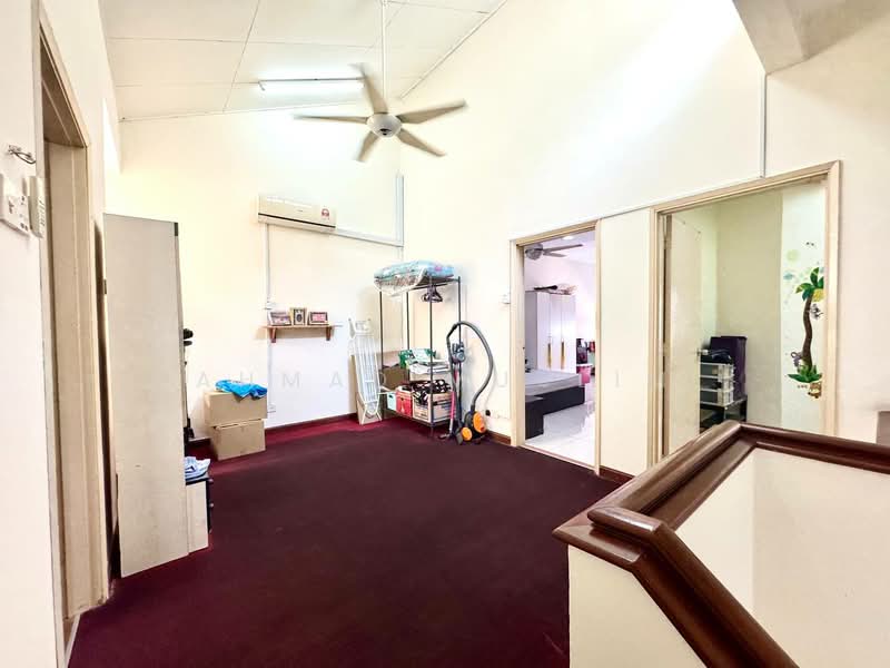 Rumah Teres 2 Tingkat untuk Dijual di U8, Taman Bukit Jelutong (Shah Alam) - Ahmad Muslim - Interior - PropertyGuru.com.my