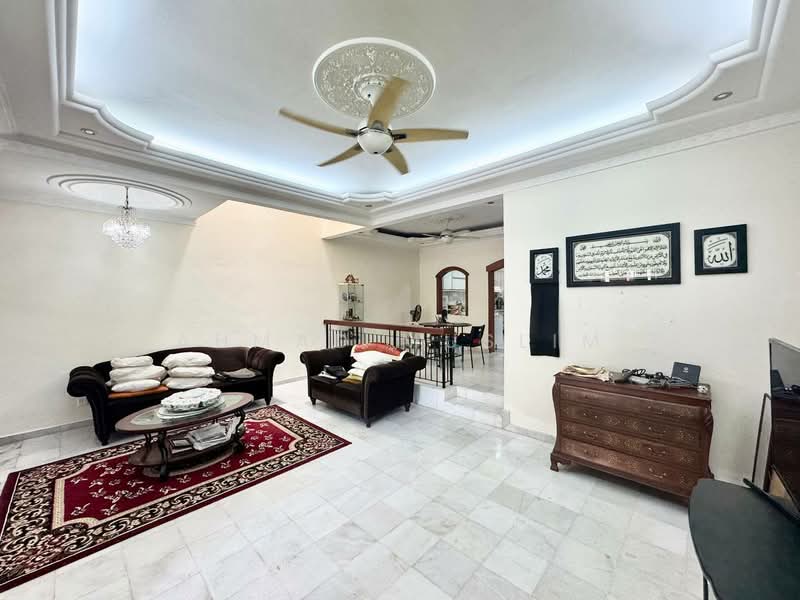 Rumah Teres 2 Tingkat untuk Dijual di U8, Taman Bukit Jelutong (Shah Alam) - Ahmad Muslim - PropertyGuru.com.my