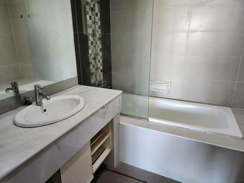 Kondominium untuk Dijual di Puteri Palma Condominiums - Firdaus N - Bathroom - PropertyGuru.com.my