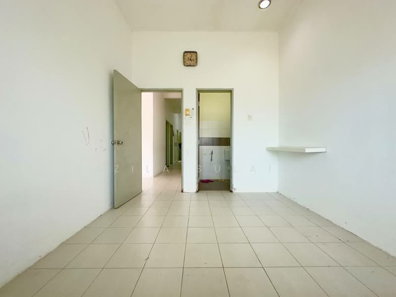 Rumah Teres 1 Tingkat untuk Dijual di Telok Panglima Garang (Selangor) - Yazila Sulaimi - Interior - PropertyGuru.com.my
