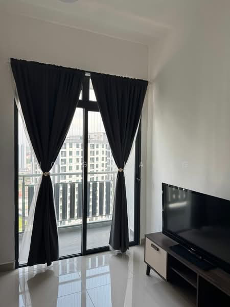 Kondominium untuk Disewa di KSL Residence 2 @ Kangkar Tebrau - Hong Charng Lee - Living Room - PropertyGuru.com.my