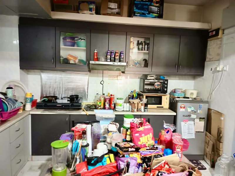 Servis Apartment untuk Dijual di Brunsfield Riverview - Ahmad Muslim - Kitchen - PropertyGuru.com.my
