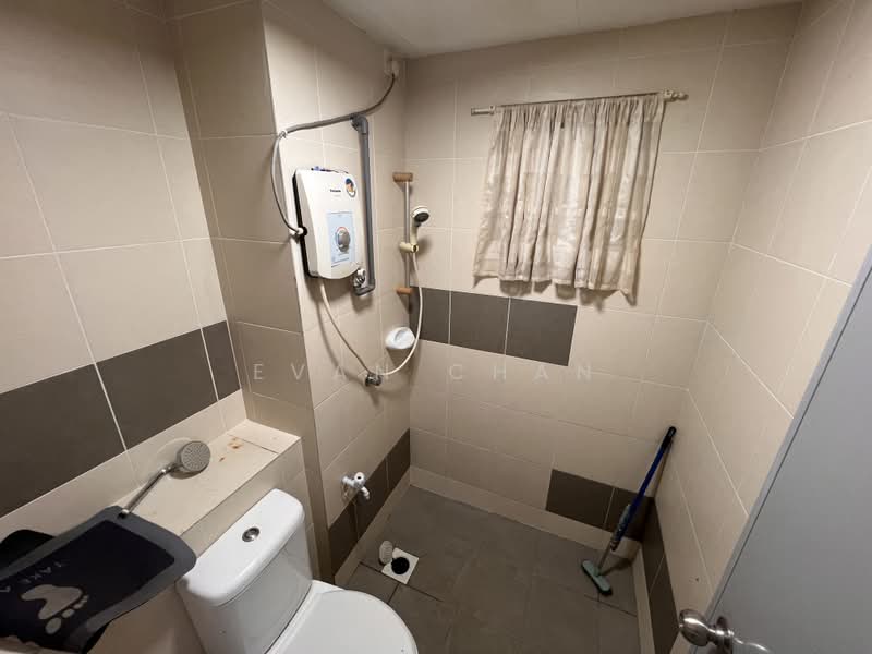 Apartment for Sale at Seri Kasturi Apartments - Evan Chan - Bathroom - PropertyGuru.com.my