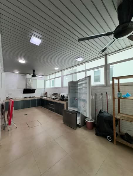 Semi-Detached House for Sale in Cyberjaya (Selangor) - Michael Chan - Kitchen - PropertyGuru.com.my