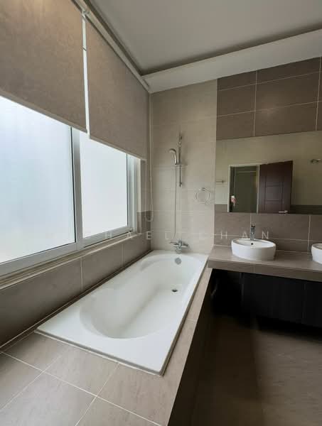 Semi-Detached House for Sale in Cyberjaya (Selangor) - Michael Chan - Bathroom - PropertyGuru.com.my