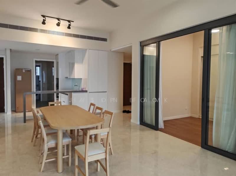 Servis Apartment untuk Disewa di The Astaka @ 1 Bukit Senyum - Jason Fam - Dining Room - PropertyGuru.com.my