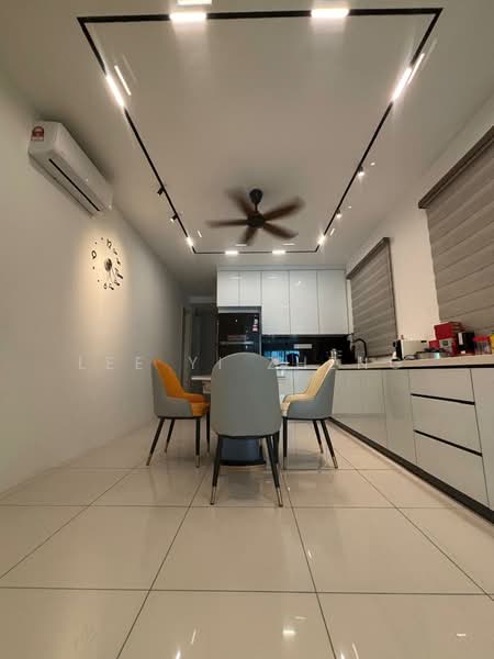 Kondominium untuk Dijual di The Clovers - Lee Yi Zheng - Dining Room - PropertyGuru.com.my