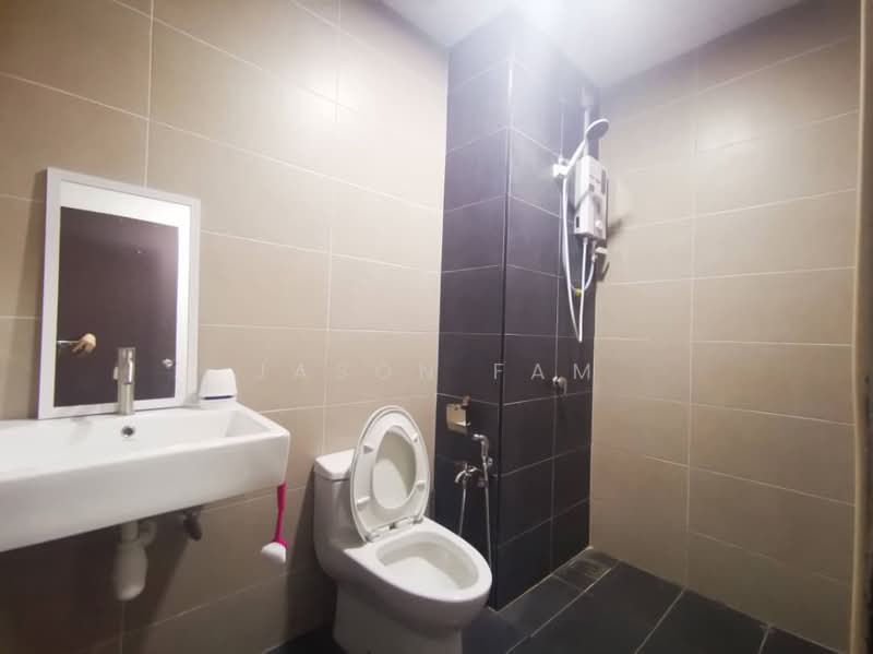 Service Residence for Rent at Wave @ Marina Cove - Jason Fam - Bathroom - PropertyGuru.com.my