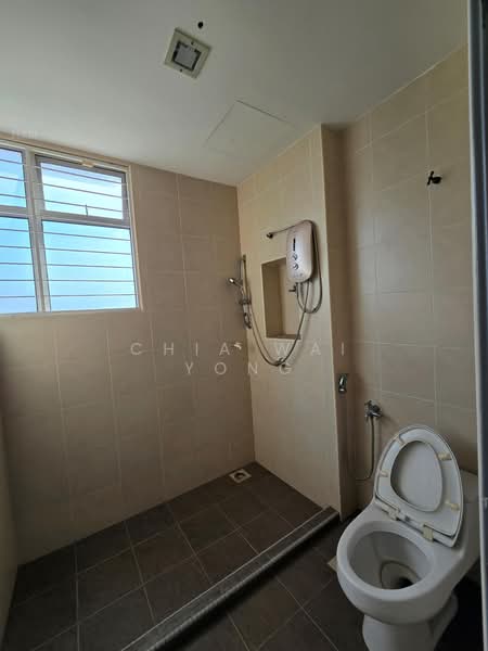 Semi-Detached House for Sale in Taman Sejati (Klang) - Chia Wai Yong - Bathroom - PropertyGuru.com.my