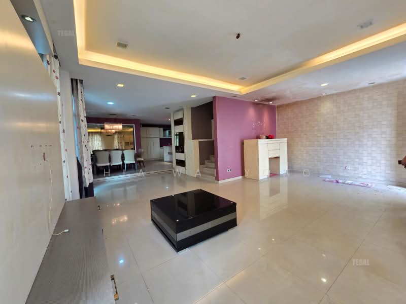 Semi-Detached House for Sale in Taman Sejati (Klang) - Chia Wai Yong - Living Room - PropertyGuru.com.my