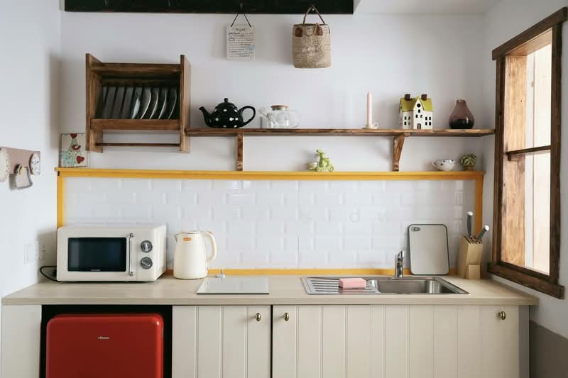 Servis Apartment untuk Disewa di M Centura - Cliff Siow - Kitchen - PropertyGuru.com.my