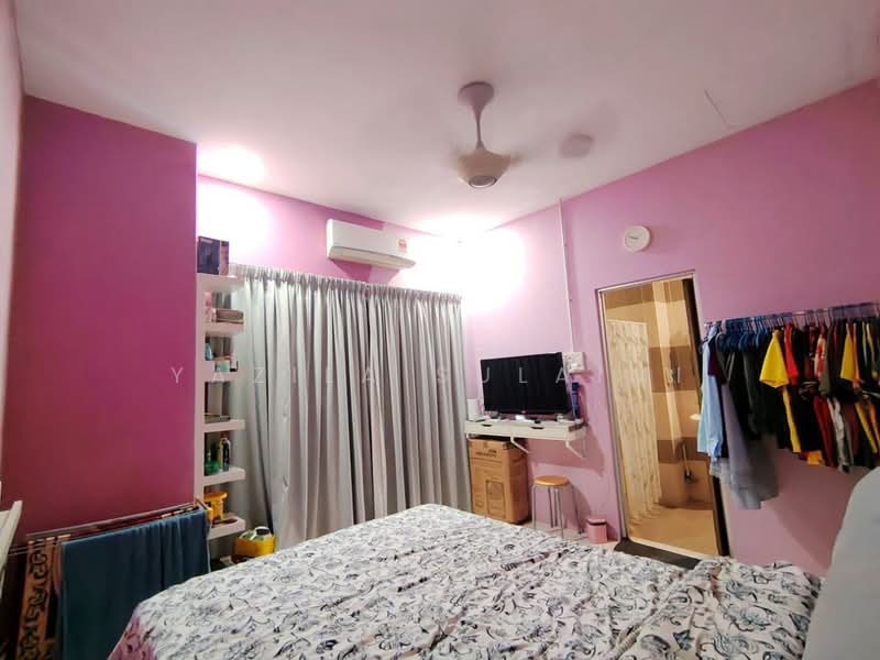 2-storey Terraced House for Sale in Seksyen 36 (Shah Alam) - Yazila Sulaimi - Bedroom - PropertyGuru.com.my