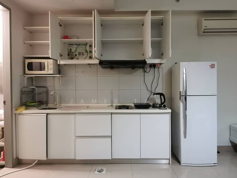 Servis Apartment untuk Disewa di First Subang (SS 15 Courtyard) - James Tan - Kitchen - PropertyGuru.com.my